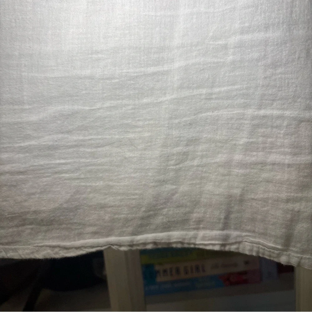 Johnny Was White Blouse with Red and Blue Embroidery - Picture 15 of 16